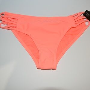 California Waves Bottom Color Coral